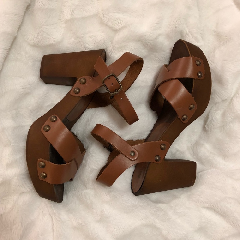 Leather Block Sandals